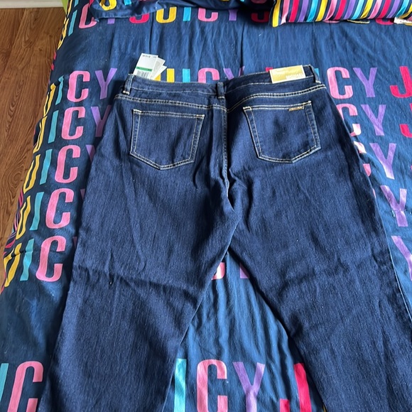 Micheal Kors Jeans - Picture 2 of 4